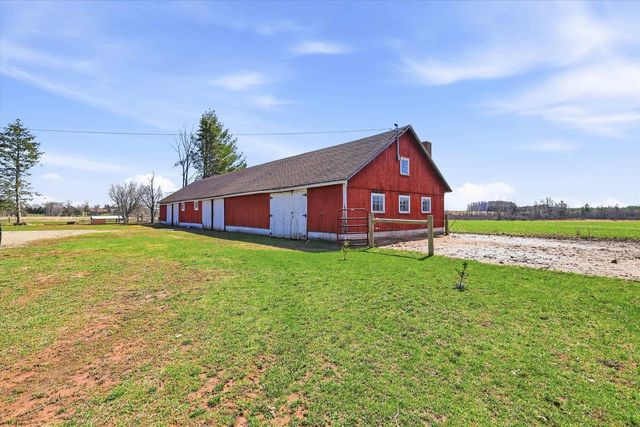 N8424 NOLLENBERG ROAD, Manawa, WI 54949