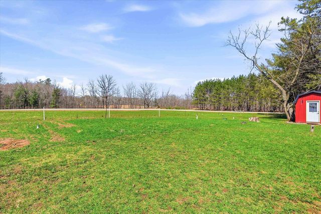 N8424 NOLLENBERG ROAD, Manawa, WI 54949