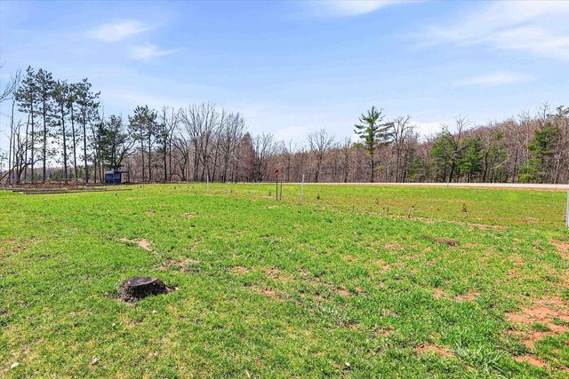 N8424 NOLLENBERG ROAD, Manawa, WI 54949