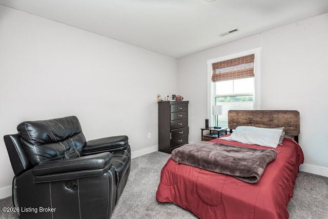 4701 Deer Creek Cir, Smithfield, KY 40068