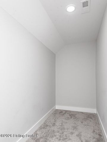 4701 Deer Creek Cir, Smithfield, KY 40068