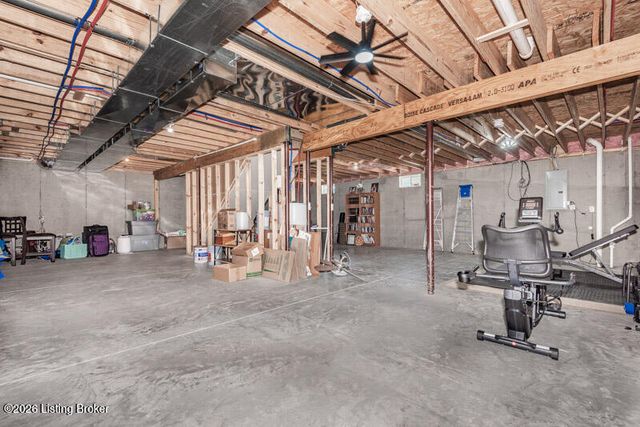 4701 Deer Creek Cir, Smithfield, KY 40068