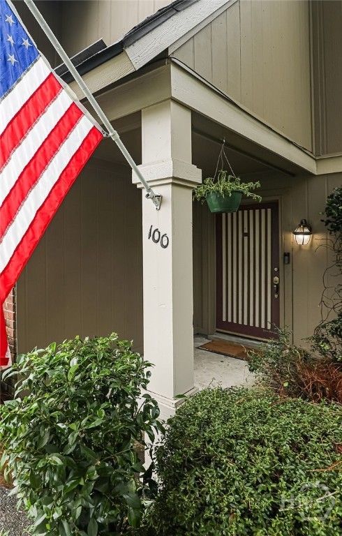 Image 2 of property listing at 459 Mall Boulevard 100, Savannah, GA 31406