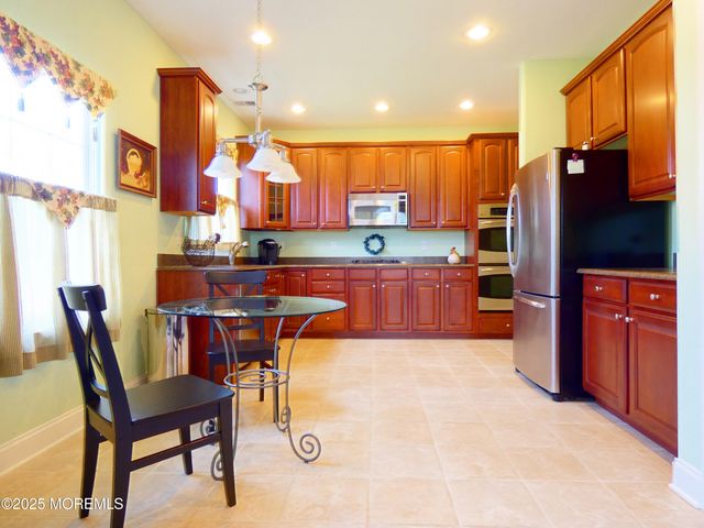 32 Eagleswood Drive, Waretown, NJ 08758