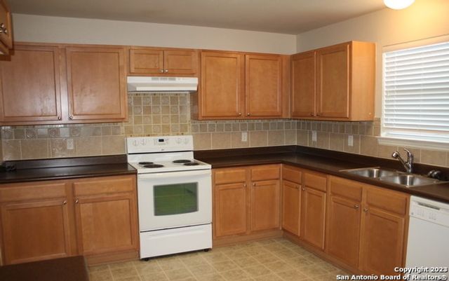 2647 White Wing, New Braunfels, TX 78130