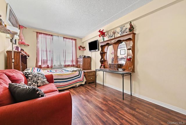 260 Beach 81st Street 3A, Rockaway Beach, NY 11693