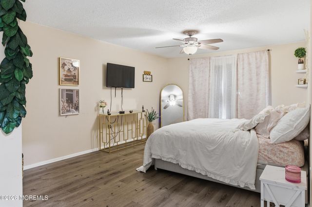 2007 Begonia Court, Jackson, NJ 08527