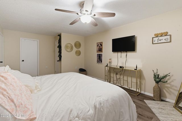 2007 Begonia Court, Jackson, NJ 08527