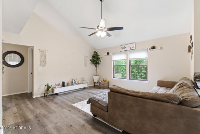 2007 Begonia Court, Jackson, NJ 08527