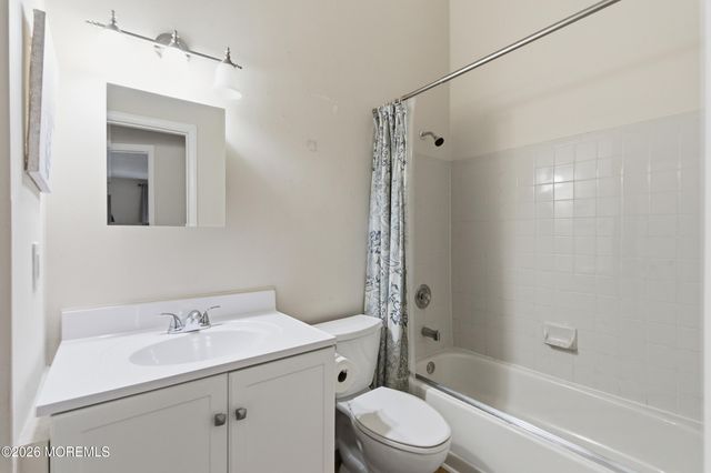 2007 Begonia Court, Jackson, NJ 08527