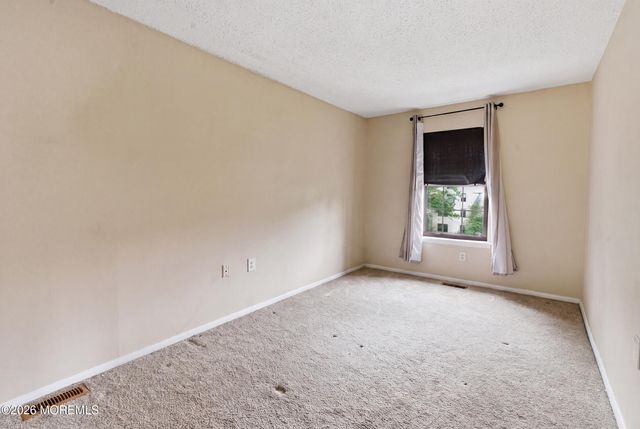 2007 Begonia Court, Jackson, NJ 08527