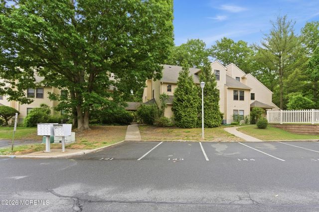2007 Begonia Court, Jackson, NJ 08527