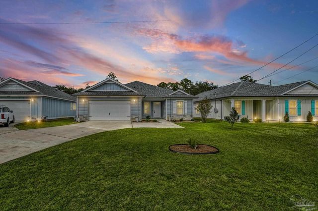 5292 Soundside Dr, Gulf Breeze, FL 32563