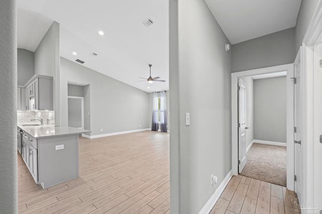 5292 Soundside Dr, Gulf Breeze, FL 32563