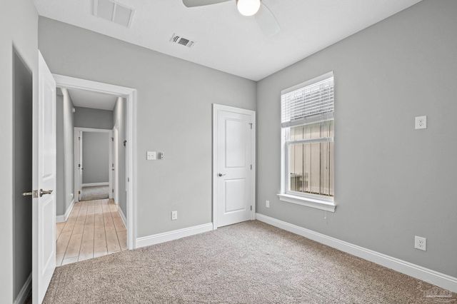 5292 Soundside Dr, Gulf Breeze, FL 32563