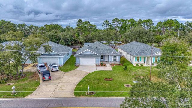 5292 Soundside Dr, Gulf Breeze, FL 32563