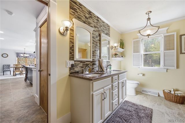 7790 Lower East Hill Road, Boston, NY 14033