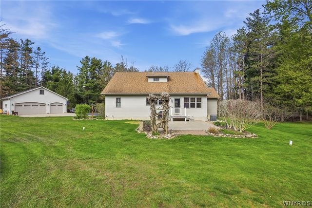 7790 Lower East Hill Road, Boston, NY 14033