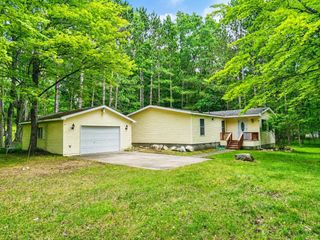 5055 Wolf Lane, Farwell, MI 48622