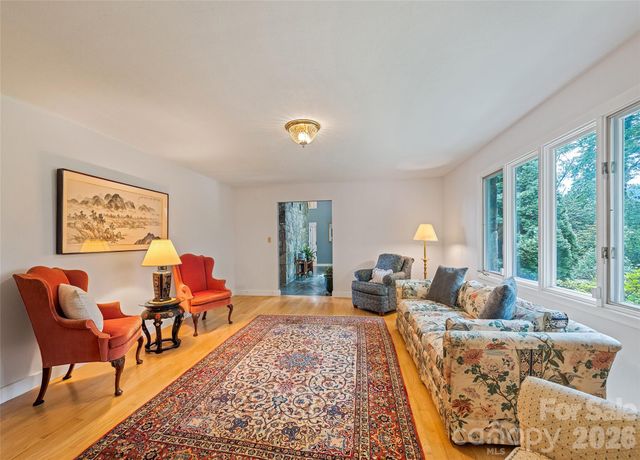 3091 US 441 Highway S, Sylva, NC 28779
