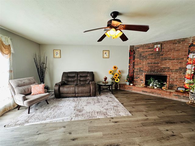 528 Ridgemont Drive, Allen, TX 75002