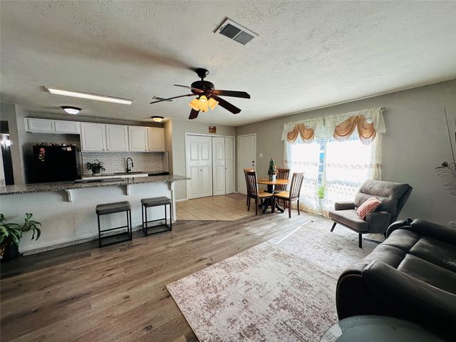 528 Ridgemont Drive, Allen, TX 75002