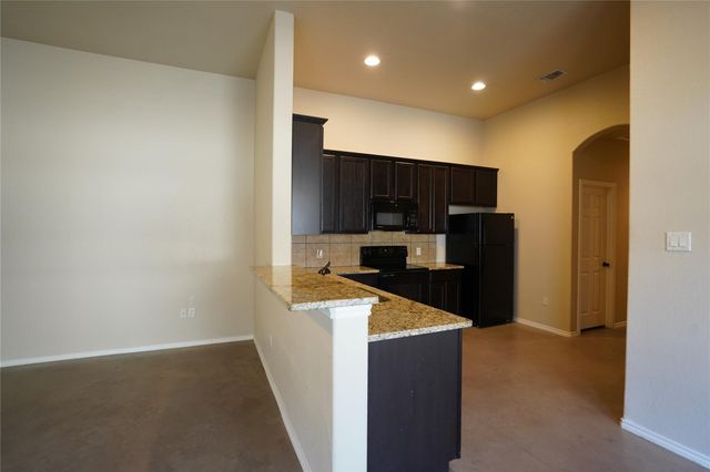 138 Joanne CV, New Braunfels, TX 78130