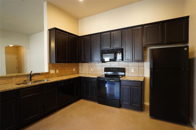 138 Joanne CV, New Braunfels, TX 78130