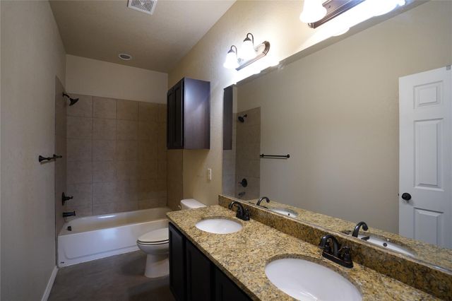 138 Joanne CV, New Braunfels, TX 78130