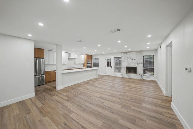 2709 Oak Circle, Plano, TX 75075