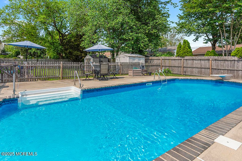 301 Spruce Drive, Brick, NJ 08723