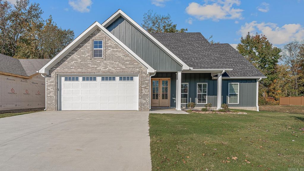 1104 Summit Ridge Drive, Paragould, AR 72450