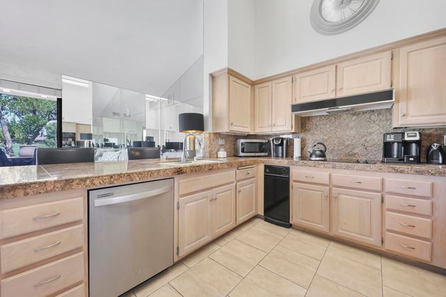 120 Old Ranch Road, Palm Desert, CA 92211