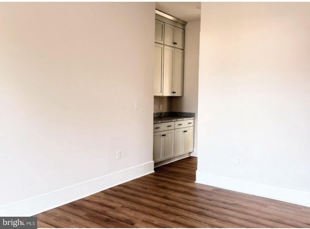 8 MALLARD DR, Westminster, MD 21158