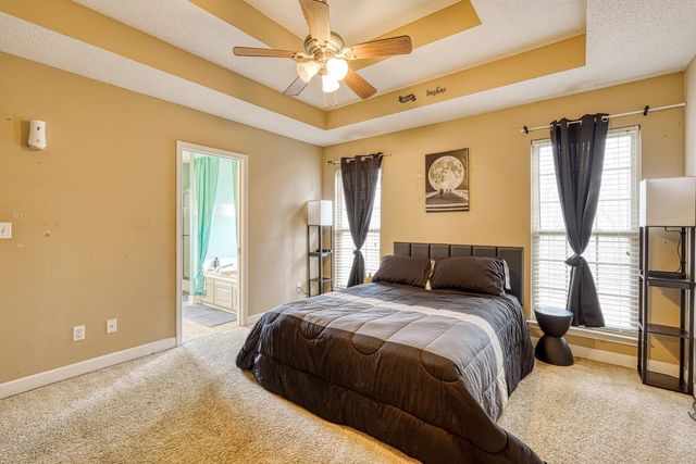 393 Split Oak Lane, Inman, SC 29349