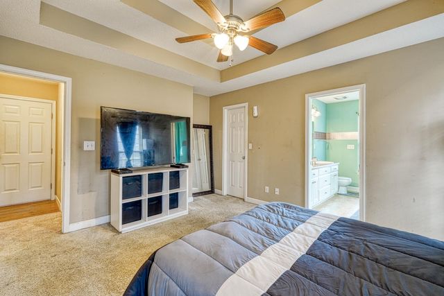 393 Split Oak Lane, Inman, SC 29349