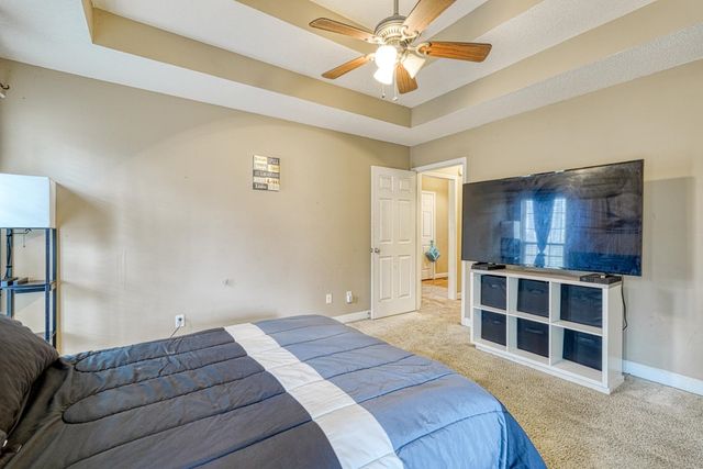 393 Split Oak Lane, Inman, SC 29349