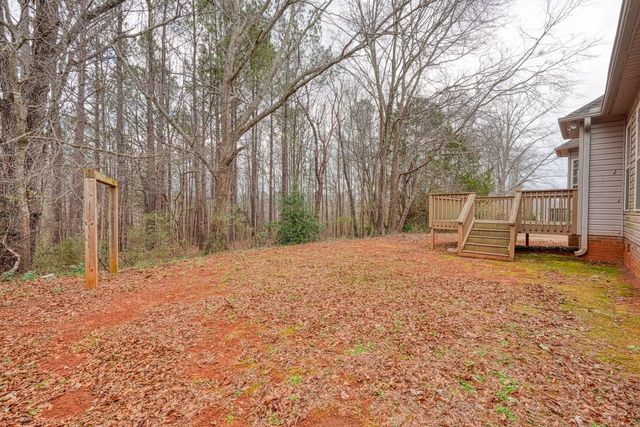 393 Split Oak Lane, Inman, SC 29349