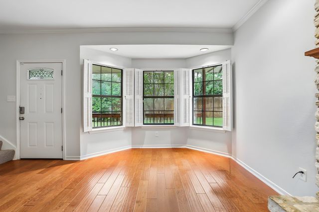 9804 Timber Ridge PASS, Austin, TX 78733