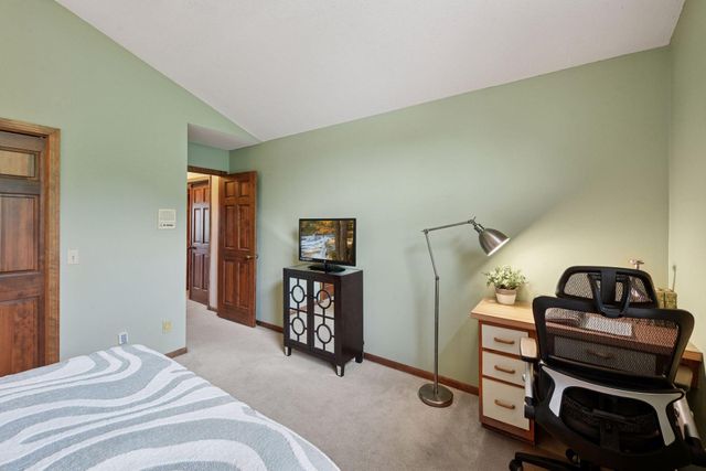 11824 Welters Way, Eden Prairie, MN 55347