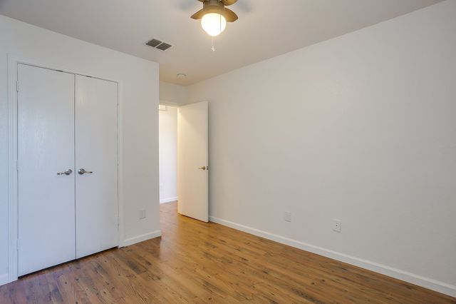 829 Village Point Lane, Fort Worth, TX 76108