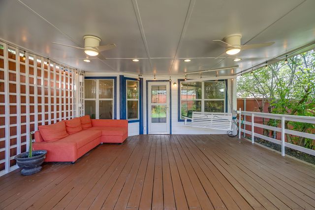 829 Village Point Lane, Fort Worth, TX 76108