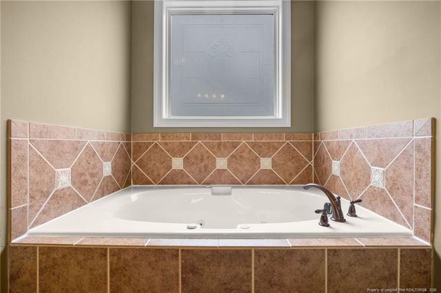 335 Lancelot Court, Linden, NC 28356