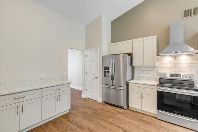 3858 KINGSTON OAKS COVE, Oviedo, FL 32765