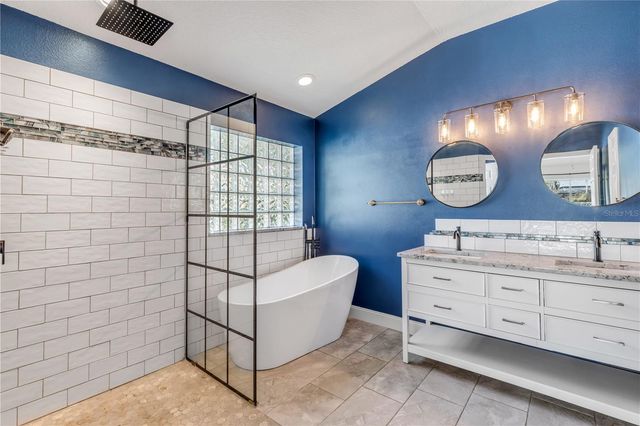 3858 KINGSTON OAKS COVE, Oviedo, FL 32765