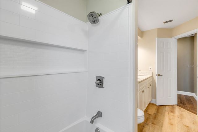 3858 KINGSTON OAKS COVE, Oviedo, FL 32765