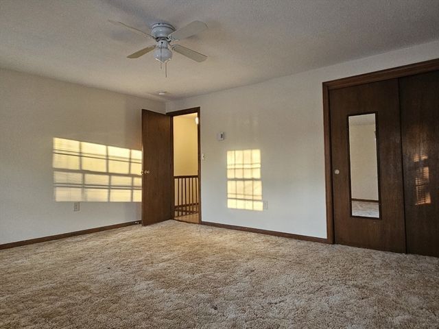 27 Summer St 27, Chelmsford, MA 01824