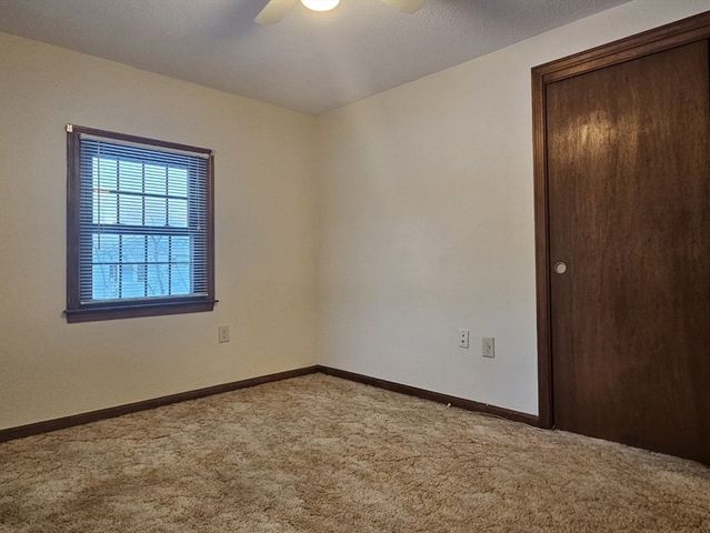 27 Summer St 27, Chelmsford, MA 01824