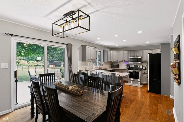 7619 Santolina Drive, Indianapolis, IN 46237