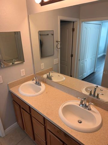 2962 RODRICK CIRCLE, Orlando, FL 32824